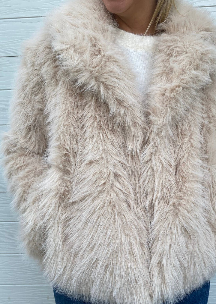 Maggie faux fur jkts- Neutral