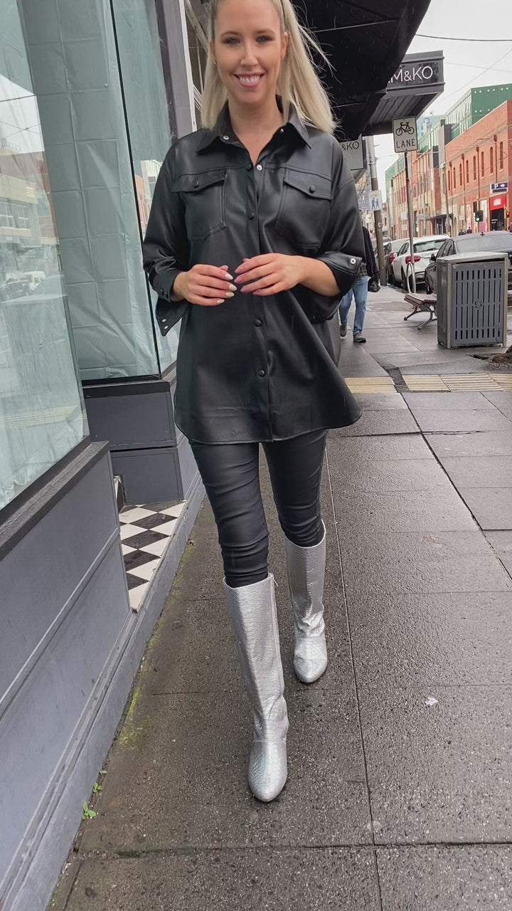 Makri boots - Holographic