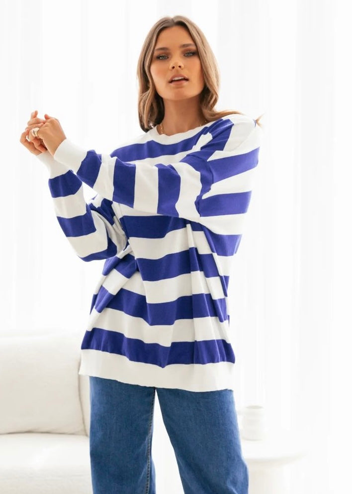 Weekend sweater - Blue and White