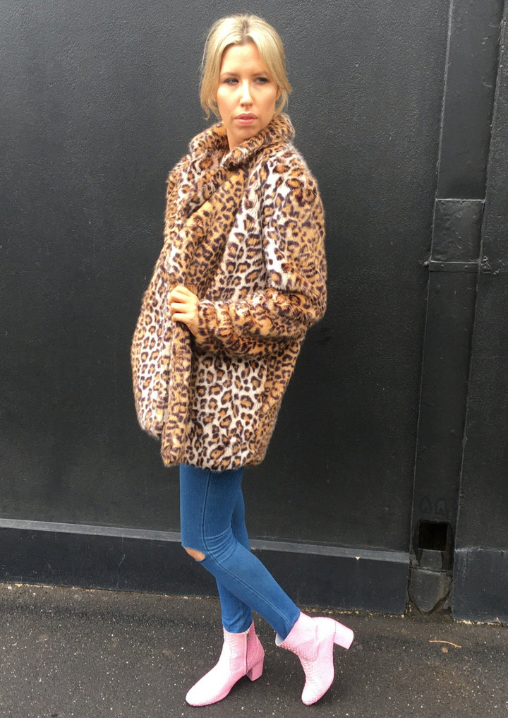 Hear us roar faux fur jacket - leopard-Clothing-jfahristore