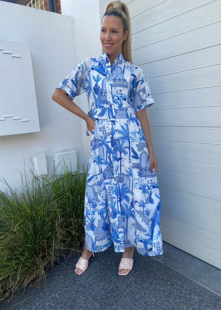 Vacation dress- blue/white