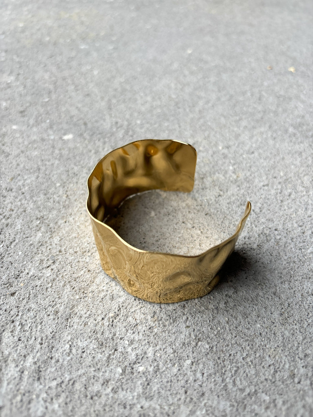 Wavy Slim Adjustable Bangle in Gold