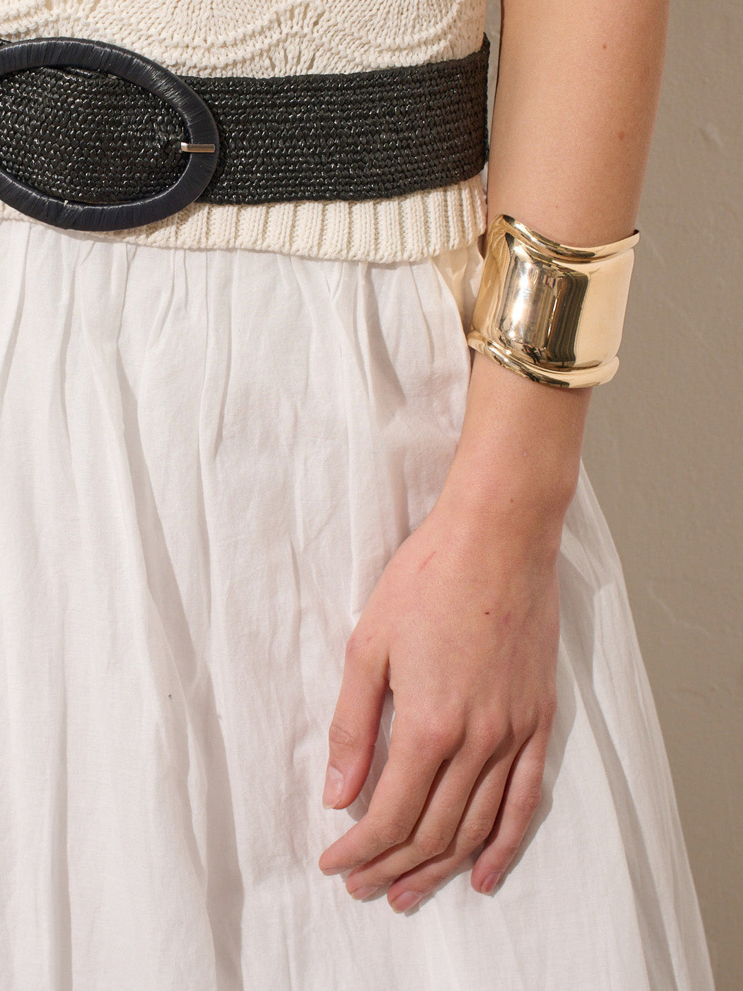 Sculpted Metal Cuff Bangle in Gold