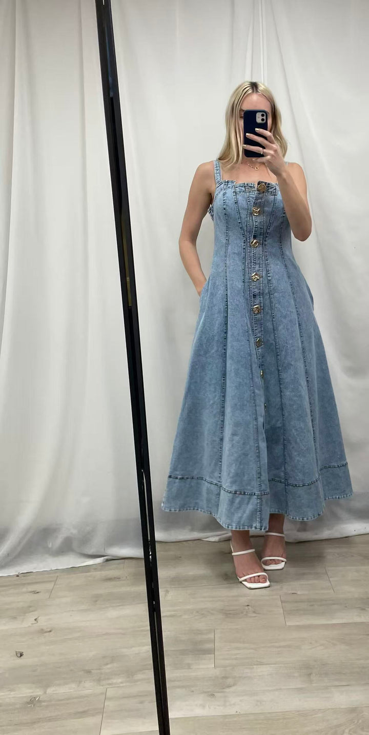 Denim Sleeveless Midi Dress - Light Wash