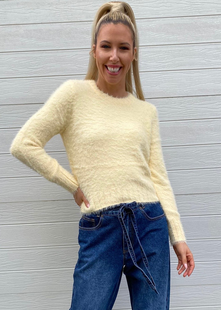Arna Fluffy- light yellow