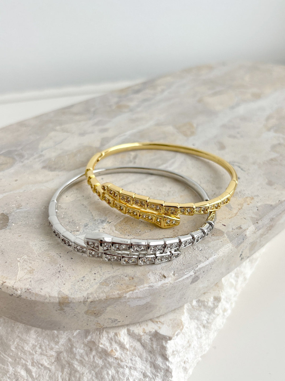 Seren Diamante Plated Bangle