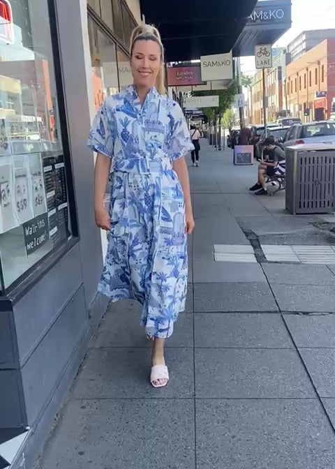 Vacation dress- blue/white