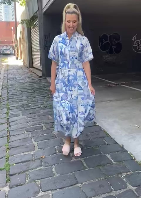 Vacation dress- blue/white