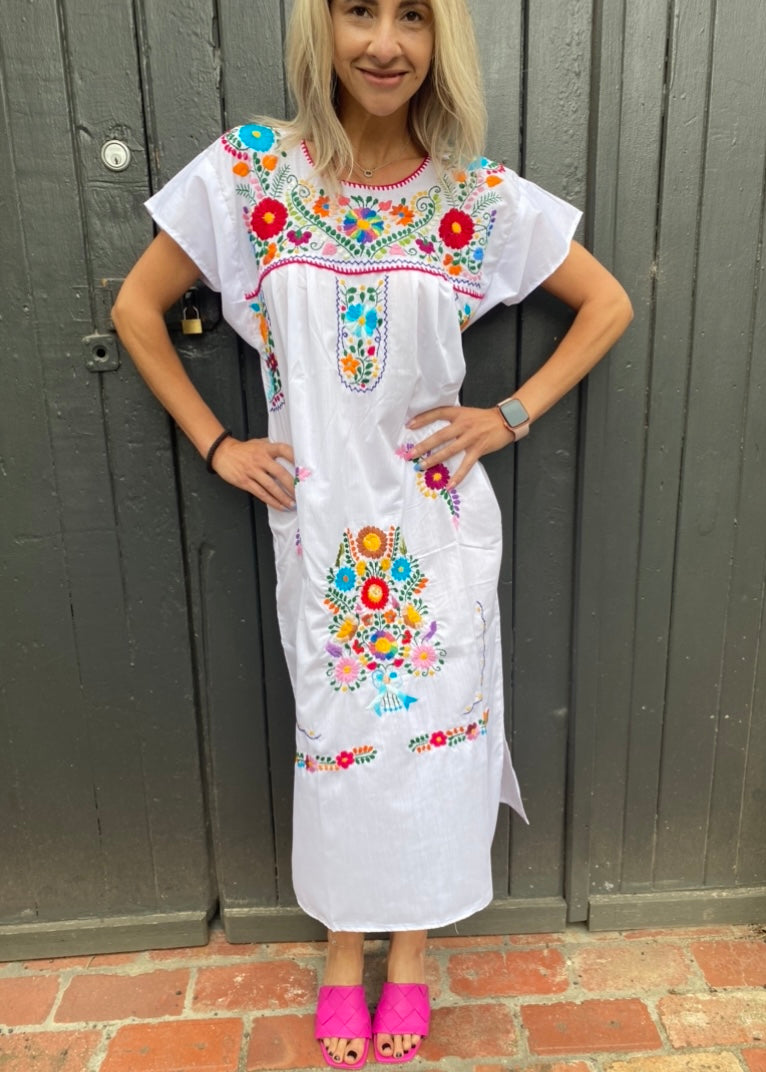 Mexican Embroidered Dress - White jfahristore Mexican Embroidered Dress - White jfahristore