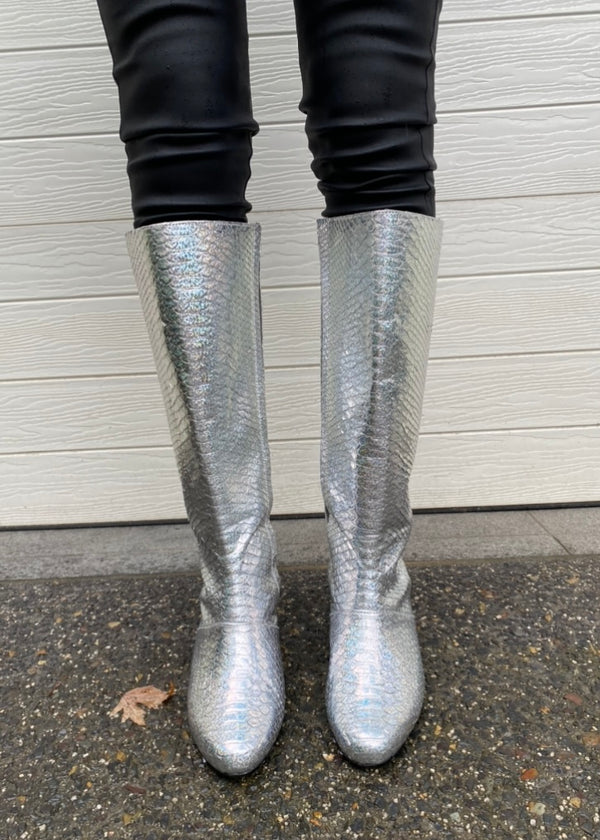 Makri boots - Holographic