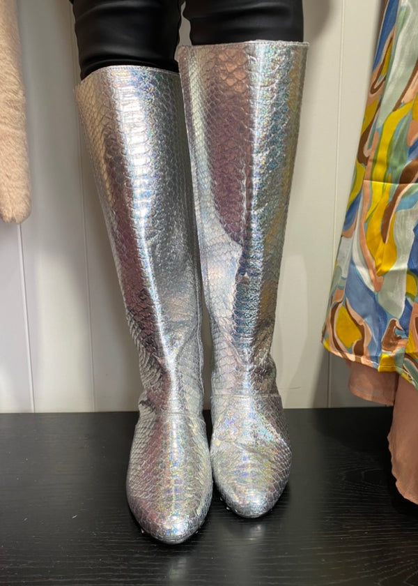 Makri boots - Holographic